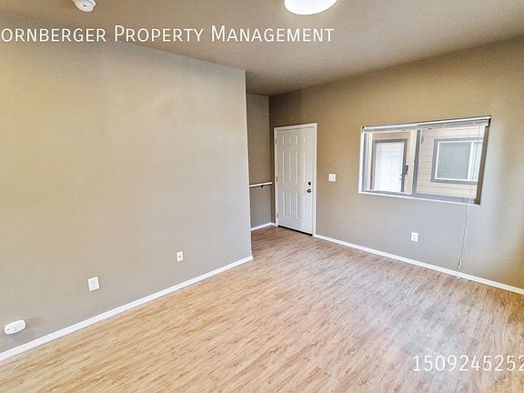 5th image of 1025 W Knox Ave Unit C