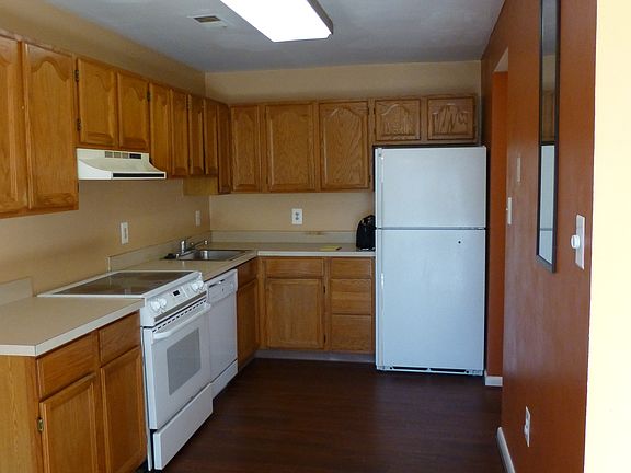 4th image of 18717 Ginger Ct