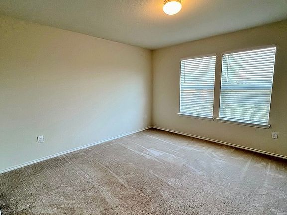 2nd image of 1337 Vernon Dr