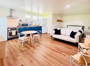 327 Estates Dr #B, Woodway, TX 76712