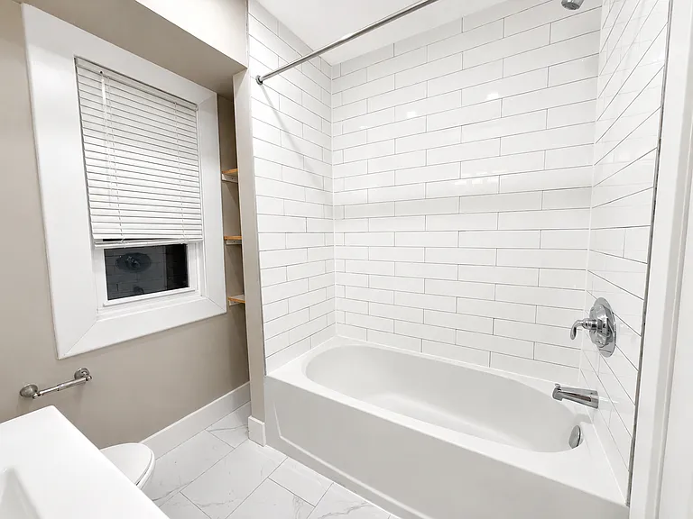 168 Sanford Ave S #2 — Photo 13