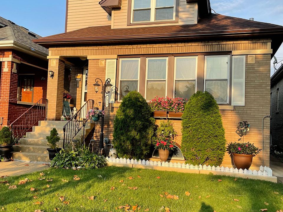 1st image of 2929 N Kilbourn Ave #2