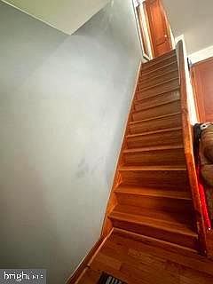 5th image of 20 Prospect St