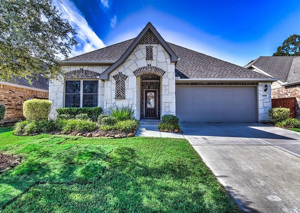 1st image of 4561 Argonne Woods Dr