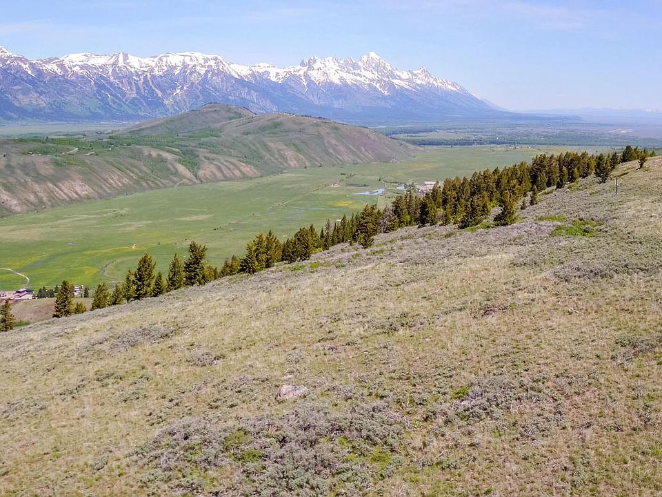 1st image of 995 W Saddle Butte Dr
