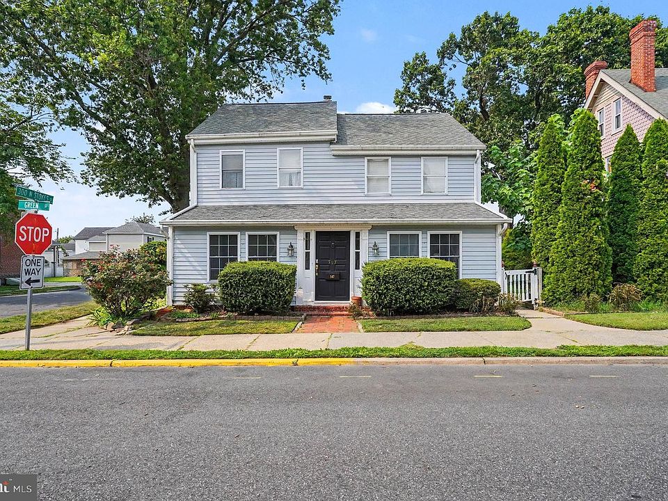 1st image of 567 Green St