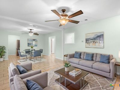 903 Mimosa Dr, Lockhart, TX, 78644