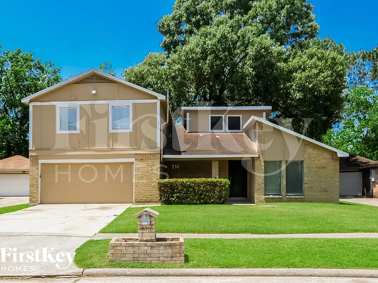 24023 Spring Mill Ln — Photo 1