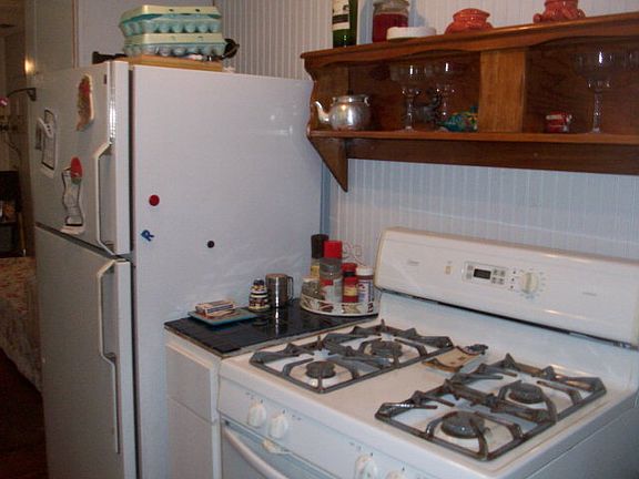 5th image of 1212 W Bay Ave