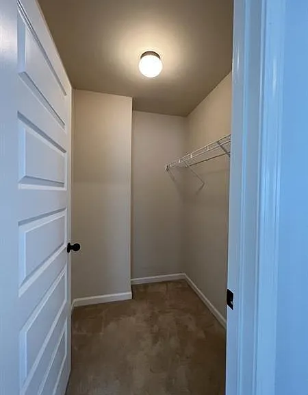 921 Prather Ct — Photo 34