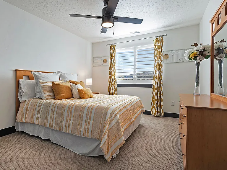 423 W Red Wolf Dr — Photo 32