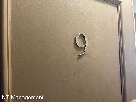 3rd image of 3608 Keystone Ave #9