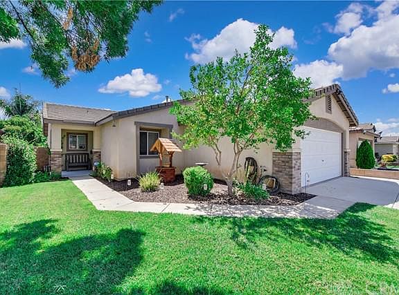 5th image of 26905 Wildflower St
