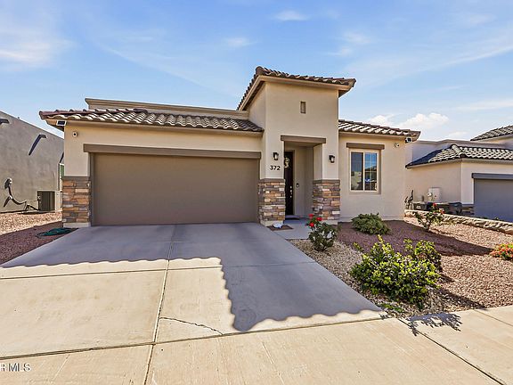 2nd image of 372 Caine Pl