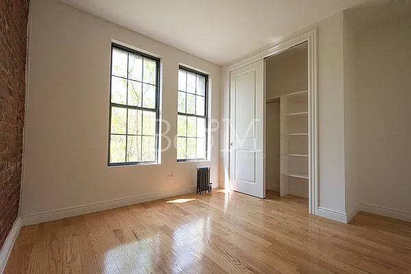 Rented by Brick&Mortar | media 15