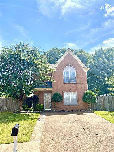 1st image of 1718 Camille Way