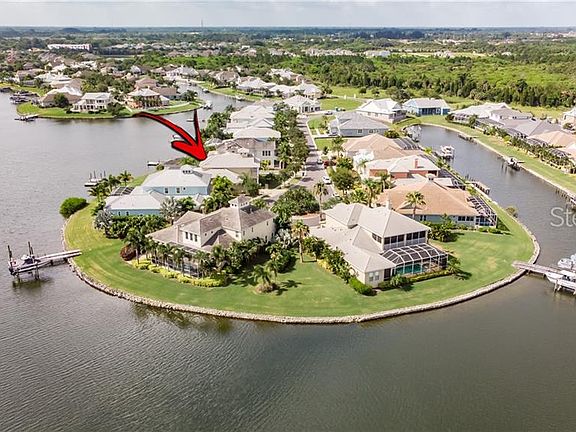 4th image of 5319 Fishersound Ln