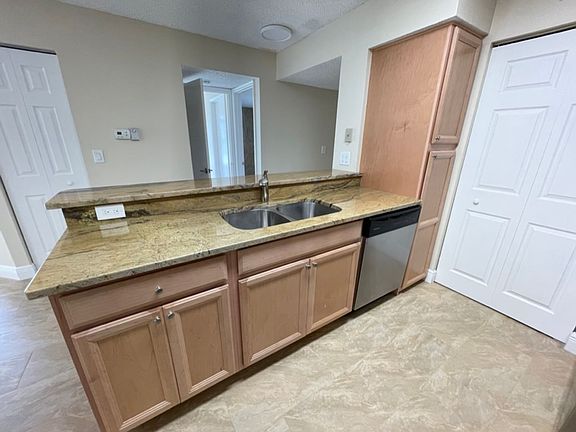 4th image of 2142 Arbour Walk Cir APT 2612