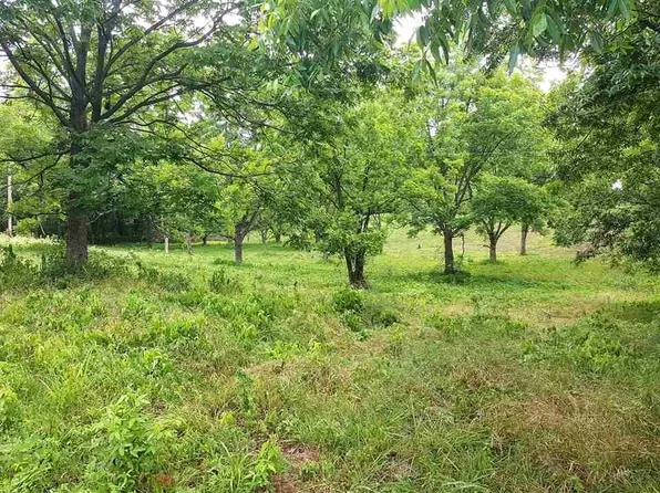 Cloys Rd, Union City, TN 38261