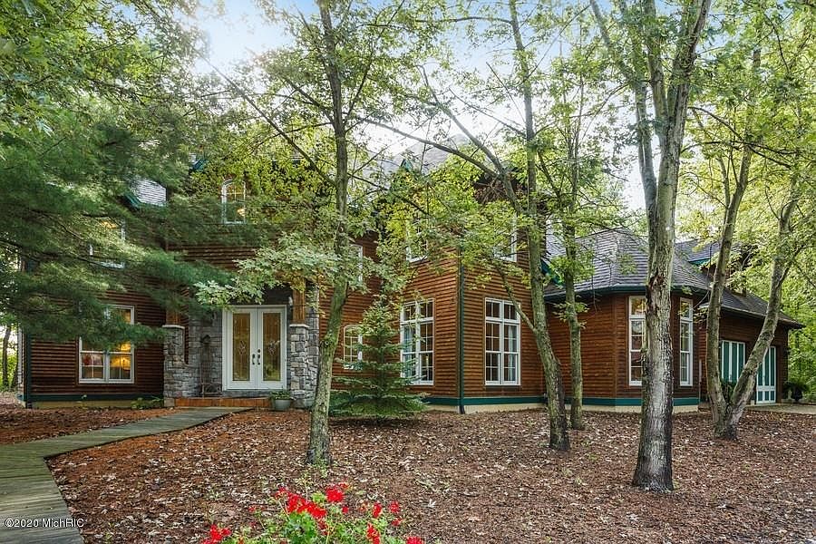 1st image of 5634 Lily Ln #4