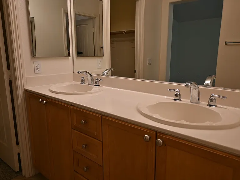 5472 Overlook Valley St — Photo 31