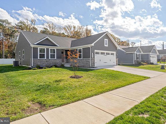 2nd image of 22685 Terri Ln