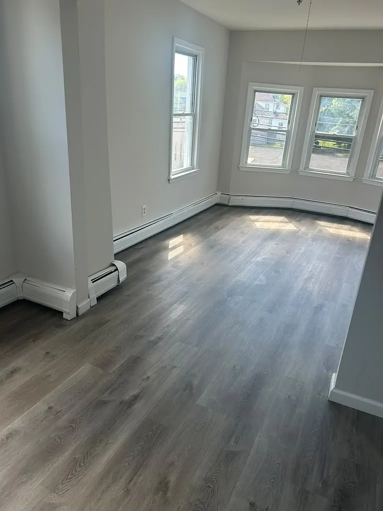 4 bed, 1470 sqft, $3,000 — Photo 4