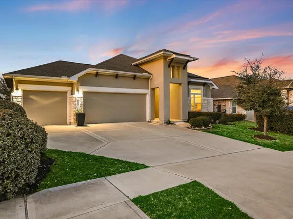 508 Peakside Cir, Dripping Springs, TX 78620