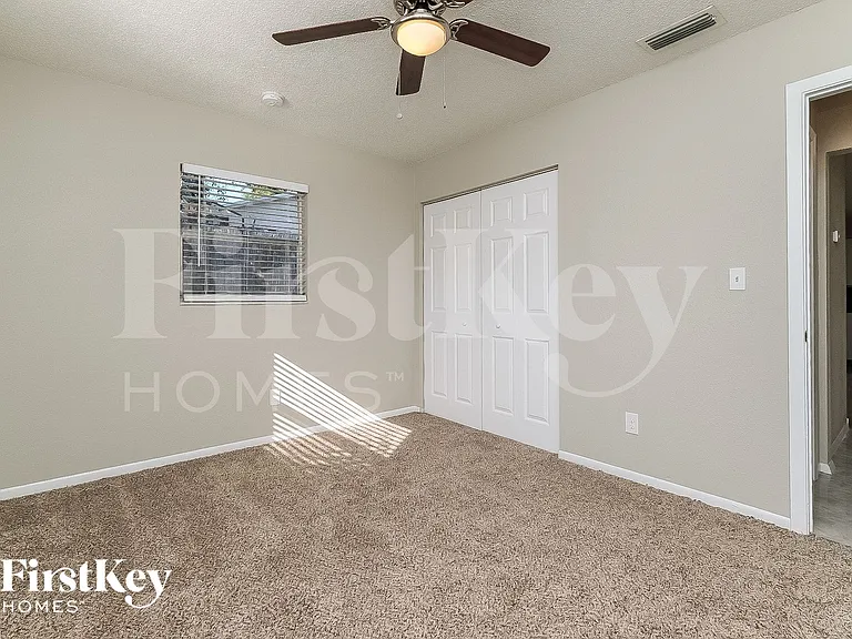1418 Stonehaven Way — Photo 9