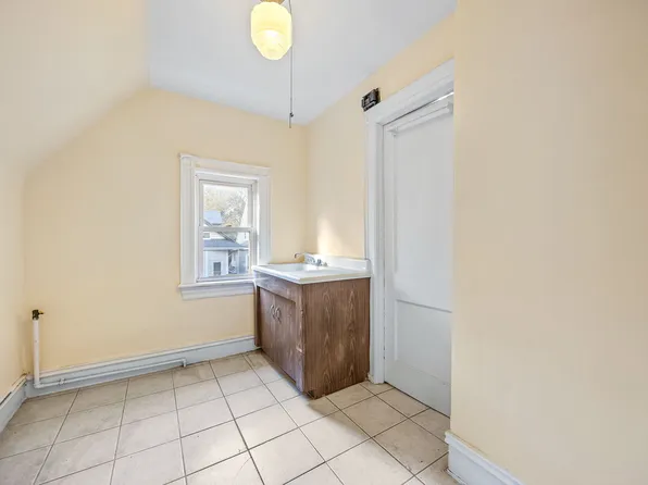 770 Argyle Road image 23 of 25