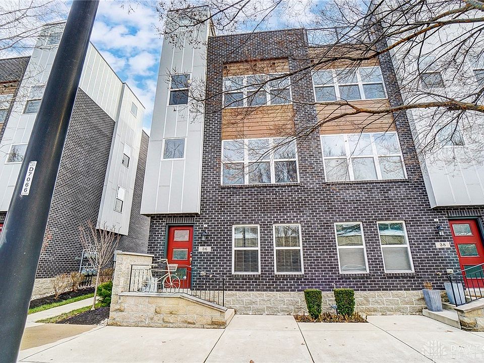 1st image of 36 S Patterson Blvd