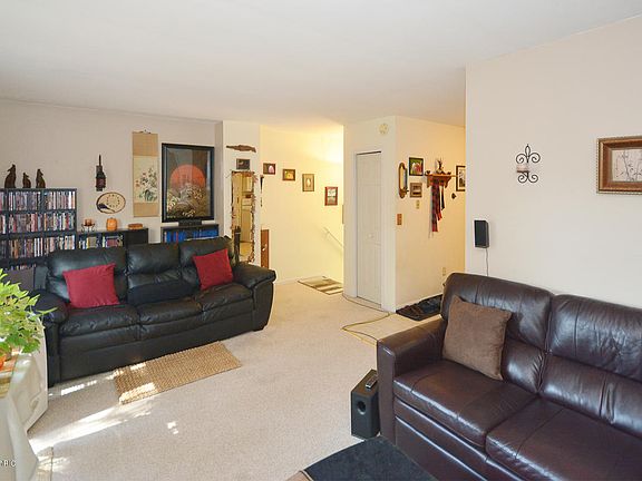 4th image of 57762 Rumshire Dr