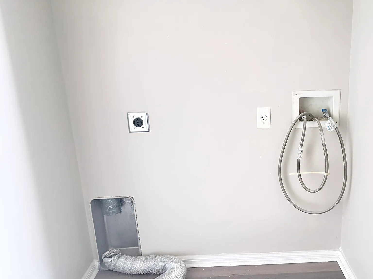 3 bed, 1364 sqft, $2,800 — Photo 2