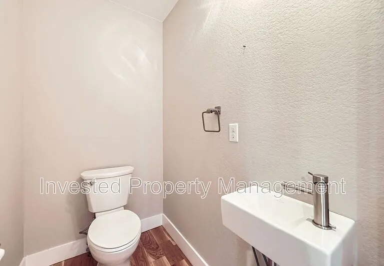 1323 Elati St #4 — Photo 11