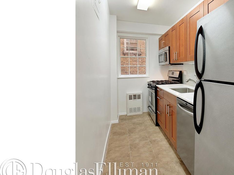 2nd image of 175 W 12th St APT 4J