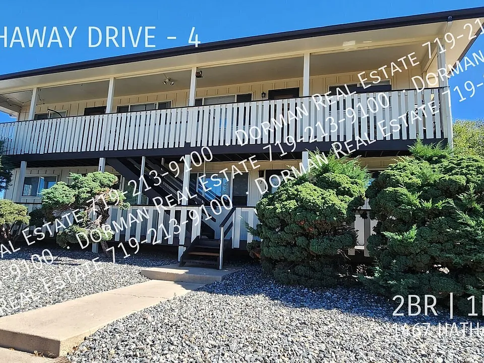 1467 Hathaway Dr #4