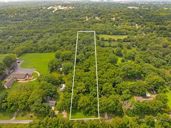 9304 Elm Ave, Kansas City, MO 64138