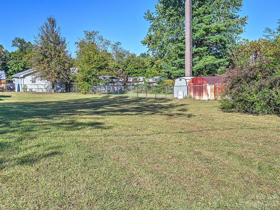 2nd image of 99999 Fountain Way