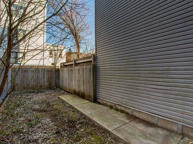 1503 N Bailey St — Photo 13