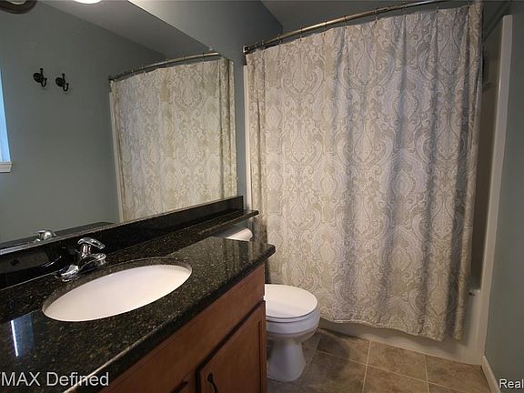 2nd image of 30 Melvin J Ct
