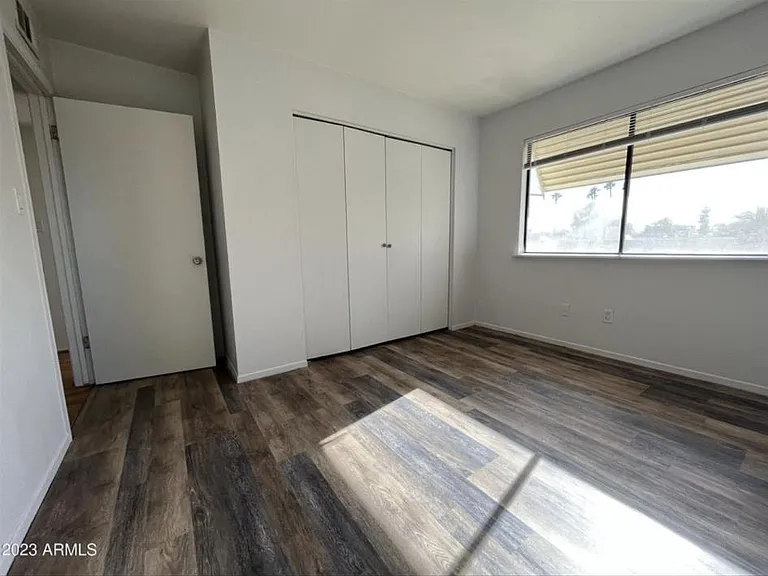 1500 W Rio Salado Pkwy — Photo 10