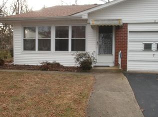 8A Crocus Ln, Whiting, NJ 08759