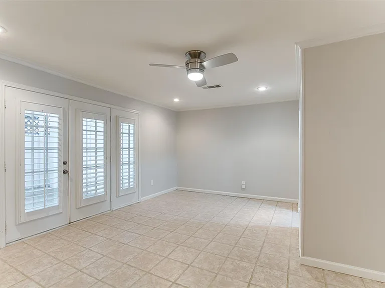 1407 Springrock Ln — Photo 17