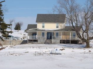 3120 Burr Oak Rd, Mineral Point, WI 53565