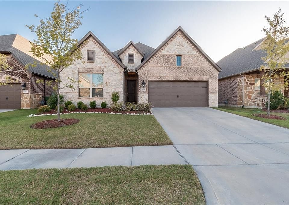 1st image of 1625 Lost Pines Ln