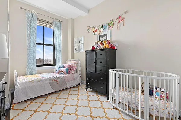 Sold by Compass | media 7