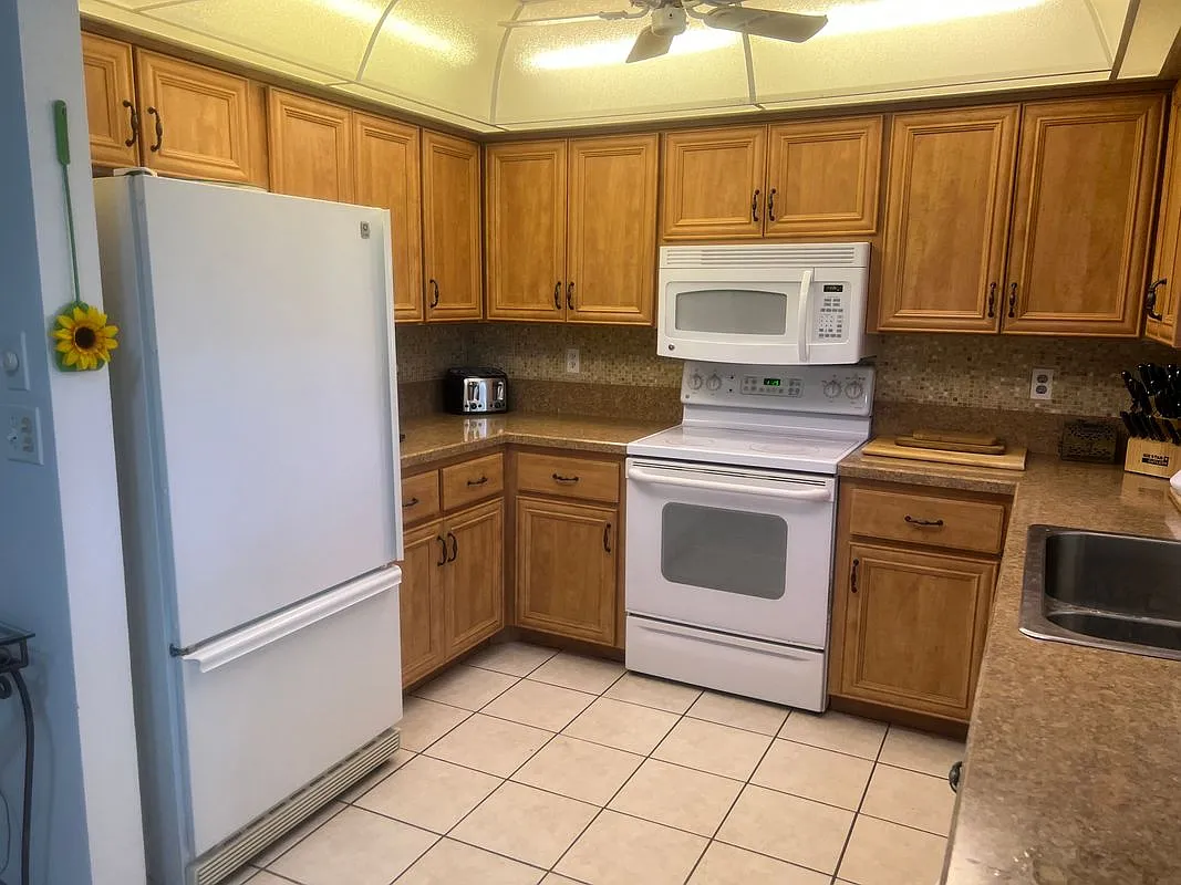 2 bed, 2.0 bath, 1156 sqft, $2,000 — Photo 3