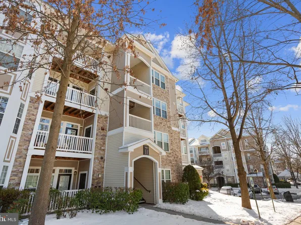 503 Sunset View Ter SE Unit 306, Leesburg, VA 20175