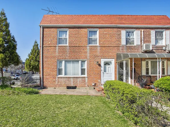 17401 Jewel Ave, Fresh Meadows, NY 11365