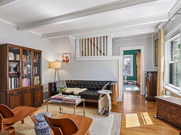 4th image of 4511 Blaisdell Ave